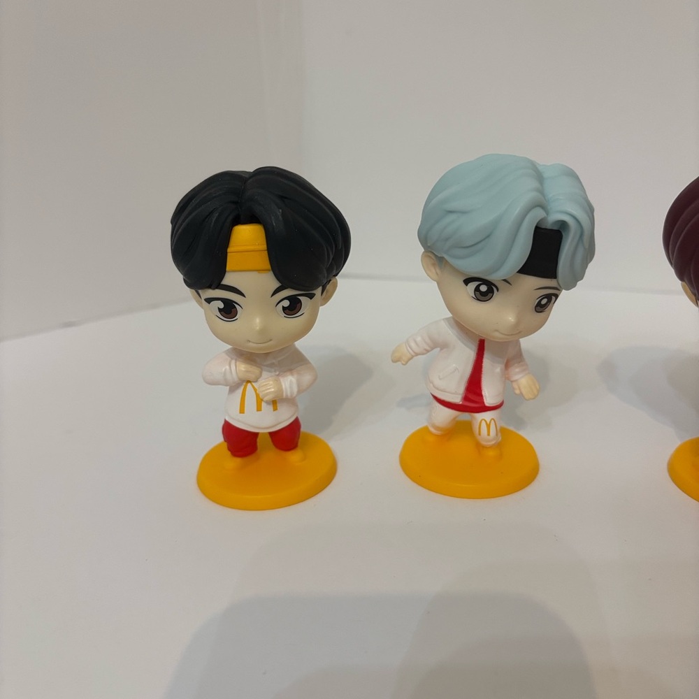 Colorful BTS McDonald’s Character Figurine Set of (6). - Picture 2 of 9